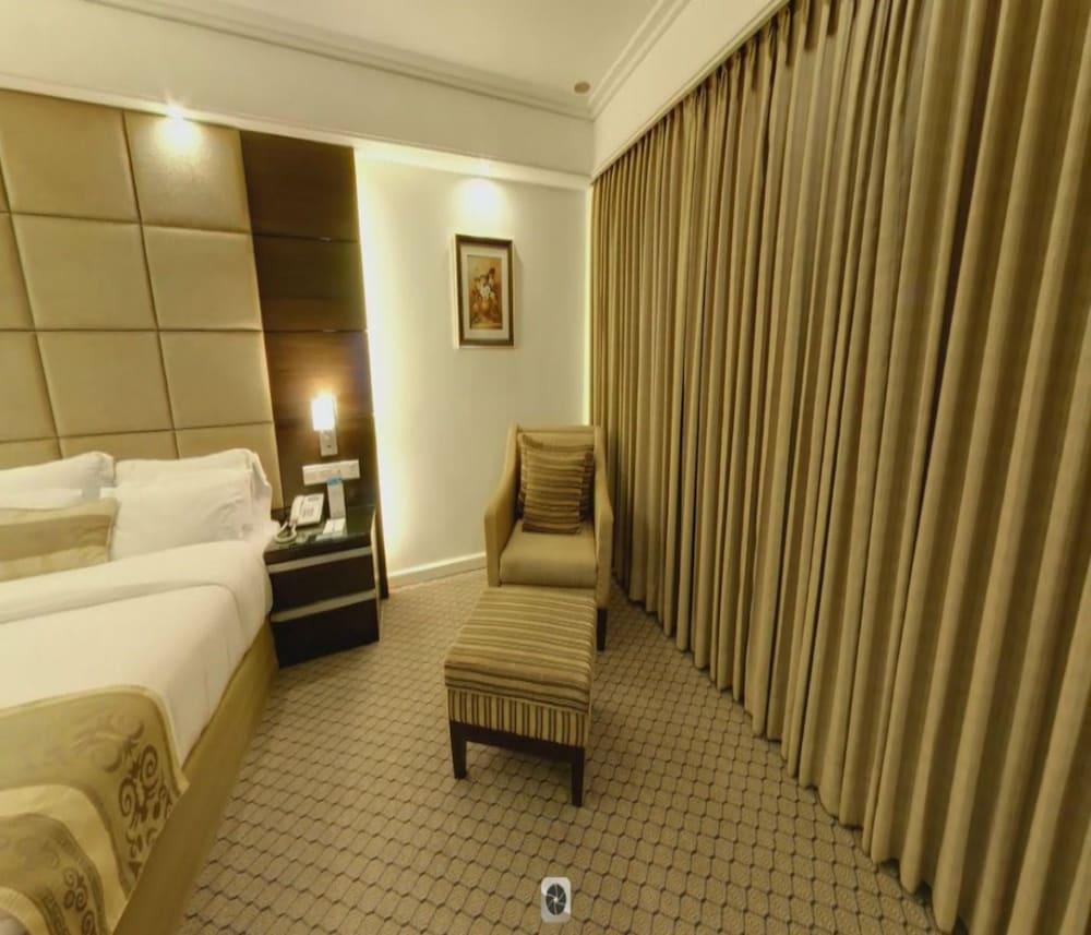 Hotel Agrabad Chittagong Exterior photo